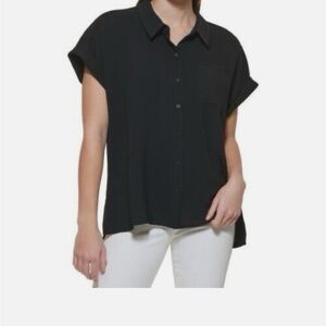 Woman’s Black Short Sleeve Dress Shirt